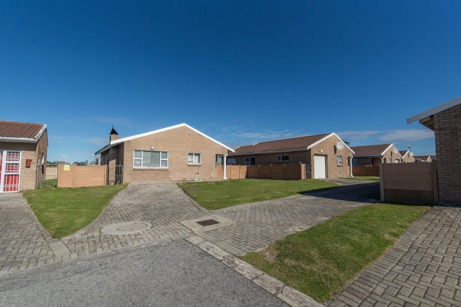 3 Bedroom Property for Sale in Parsonsvlei Eastern Cape